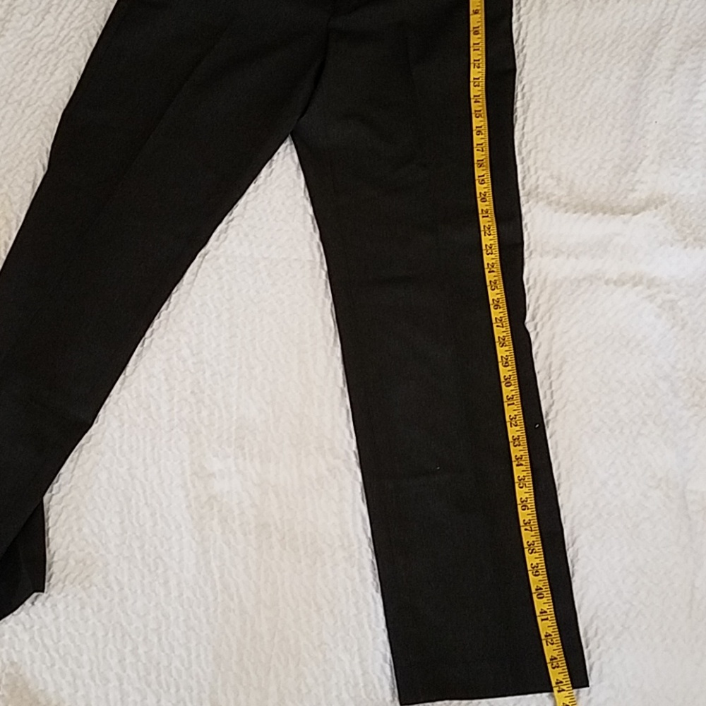 2 pants - Picture 6 of 8